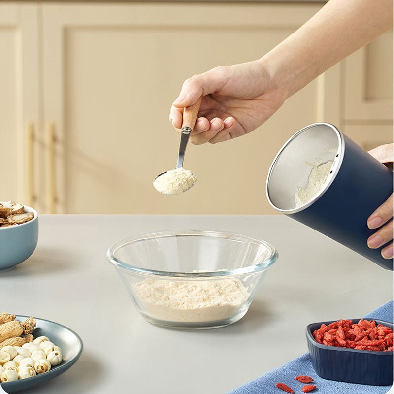 Grind your food quickly and effortlessly with this electric grinder 